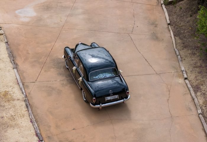 Mercedes Pontón negro para bodas y celebraciones