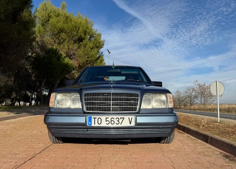 Mercedes E - JM Choofers